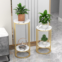 Console moderne de luxe nordique avec plateau en marbre et rangement multi-niveaux pour entrée, villa, hôtel, salon