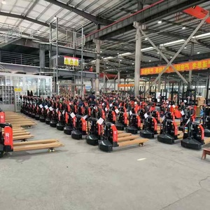 Transpaleta Eléctrica HELI de 1.5 Toneladas, 24V/30AH, Batería de Litio, Montacargas para Manejo de Materiales con Certificación CE para Almacén, Transpaleta Todoterreno - Product Image 5