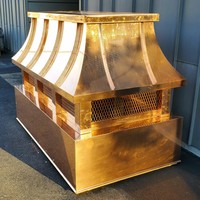 Capot de cheminée en cuivre pur découpé au laser, concave, 16oz/20oz, style cloche/à enroulement, à montage supérieur, avec coutures côtelées, pour villa