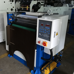 Machine de gaufrage de cartes papier semi-automatique avec composant de base Delta PLC pour le grainage de feuilles de papier - Product Image 3
