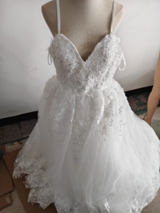 <span class=keywords><strong>Vestido</strong></span> <span class=keywords><strong>de</strong></span> <span class=keywords><strong>Novia</strong></span> con Cuello en V y Apliques <span class=keywords><strong>de</strong></span> Encaje para Mujer, Vestidos <span class=keywords><strong>de</strong></span> <span class=keywords><strong>Novia</strong></span> <span class=keywords><strong>de</strong></span> <span class=keywords><strong>Playa</strong></span> con Ilusión <span class=keywords><strong>de</strong></span> Transparencia y Cola Larga, Vestidos <span class=keywords><strong>de</strong></span> <span class=keywords><strong>Novia</strong></span> Ligeros 2024 - Product Image 5