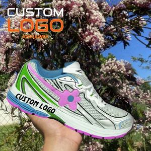 Zapatillas de deporte personalizadas de moda gruesa con plataforma para <span class=keywords><strong>mujer</strong></span>, zapatillas cómodas personalizadas con cordones para caminar, zapatillas deportivas informales de <span class=keywords><strong>tenis</strong></span> personalizadas - Product Image 4