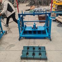 Machine mobile multi-scènes adaptable pour la fabrication de briques creuses en ciment, machine à ponte de blocs en béton, machine à fabriquer des pavés