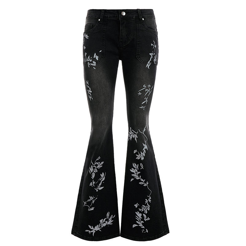 สีเทาเข้ม