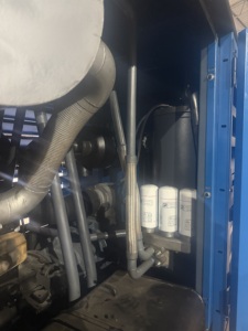 Compressore d'aria industriale Liutech LUY310-25 ricondizionato, portatile, a vite, ad alta pressione, raffreddato ad aria, alimentato a diesel, lubrificato, per l'industria mineraria - Product Image 6