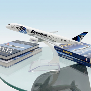 Modèle d'avion en métal moulé sous pression à l'échelle 1/<span class=keywords><strong>400</strong></span>, 16 cm, <span class=keywords><strong>Airbus</strong></span> <span class=keywords><strong>A350</strong></span>-900 de EgyptAir Airlines, pour collectionneurs - Product Image 1