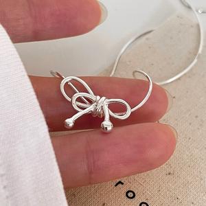 Collier en argent pur S925 haut de gamme pour femmes, design religieux léger et luxueux, chaîne de clavicule, accessoire polyvalent, petit et frais - Product Image 1