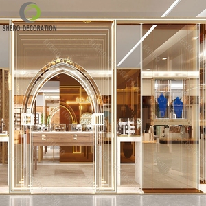 Aménagement de vitrine pour bijouterie, mobilier complet sur mesure, design intérieur personnalisé, présentoirs à bijoux, décoration de magasin, rénovation. - Product Image 5
