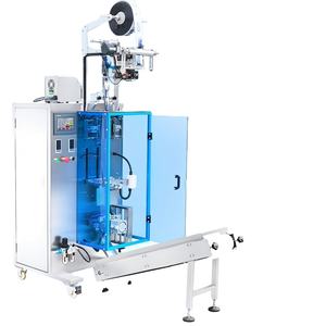 Machine automatique de remplissage et de scellage de sachets en plastique liquides de qualité alimentaire avec pompe péristaltique VFFS 1-100ml - Product Image 1