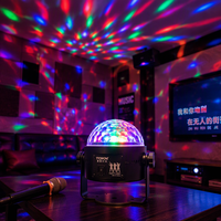 Lot de 3 lampes LED Magic Ball rotatives à sept couleurs, commande vocale, télécommande, lampe de scène DJ pour KTV, bar, fête de Noël