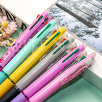 Nouveau modèle créatif de stylo effaçable multicolore pour étudiants, stylo gel effaçable multifonctionnel 4 couleurs pour le dessin des enfants
