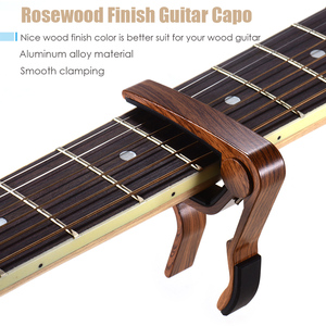 Afinador Cromático LCD con Clip, Capo de Madera de Palisandro, 5 Púas de Celuloide para Guitarra Acústica y Eléctrica - Product Image 4