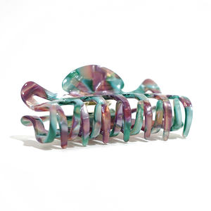 Hollow Bow Cute Designer Custom Unisex Acrylic/Acetate Hair Claw Clip Personalized Logo High Quality Wholesale Hair Accessories - Product Image 3