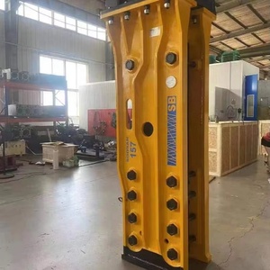 Casse-pierre hydraulique SOOSAN SB 157 de type supérieur pour excavatrices de 40 à 55 tonnes, état neuf, utilisation en démolition, garantie 1 an, moteur et engrenages inclus - Product Image 1