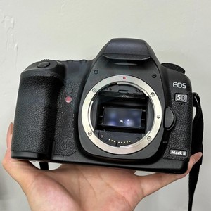 Caméscope numérique plein format professionnel HFT EOS <span class=keywords><strong>5D</strong></span> <span class=keywords><strong>Mark</strong></span> <span class=keywords><strong>II</strong></span> 21,1 MP, vidéo Full HD, garantie 1 an, noir, vente en gros - Product Image 1
