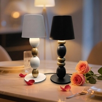 Lampe de bureau LED moderne de style nordique, artistique, sans fil, à piles, avec charge USB-C, commande tactile, intensité réglable, construction métallique, pour la maison
