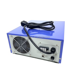 Générateur <span class=keywords><strong>de</strong></span> fréquence ultrasonique à double fréquence réglable pour le <span class=keywords><strong>nettoyage</strong></span> ultrasonique du bloc moteur du carburateur - Product Image 4