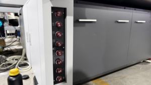 Impresora UV Plana Automática Nueva de Fábrica China 1250 con Cabezal de Impresión Ricoh y Cámara para Tarjetas, Carcasas de Teléfono y Metal - Product Image 3