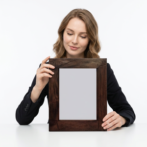 Cadre photo Ludaye fait main moderne vertical minimaliste en bois 4x6, 1 couleur, forme personnalisée, design fin pliable, fixation murale - Product Image 1