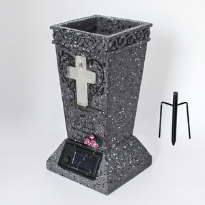 Solar-Driven Resin Cemetery <strong>Grave</strong> <strong>Vase</strong> with LED Lights Memorial Flowers Headstones Gravestone Decor Thoughtful Gifts Loved Ones