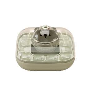 Molde de silicona reutilizable para cubitos de hielo con diseño de oso de dibujos animados, bandeja para hacer hielo con tapa para fiestas y uso doméstico - Product Image 1