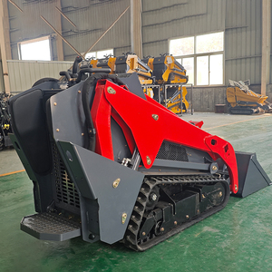 Minicargadora V1000 de Fábrica <span class=keywords><strong>China</strong></span> con Cargador Frontal, Bomba HANSA, Motor Diésel de Alta Eficiencia para Movimiento de Pacas de Heno y Postes de Cercas - Product Image 6