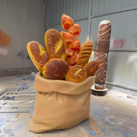 Sculpture personnalisée en résine et fibre de verre en forme de pain, nuage ou gâteau, motif dessin animé mignon, pour décoration de magasin