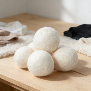Boules <span class=keywords><strong>de</strong></span> séchage <span class=keywords><strong>de</strong></span> lessive en <span class=keywords><strong>laine</strong></span> <span class=keywords><strong>de</strong></span> Nouvelle-Zélande 100% faites à <span class=keywords><strong>la</strong></span> main en stock Boules <span class=keywords><strong>de</strong></span> séchage <span class=keywords><strong>de</strong></span> lessive pour machine à laver - Product Image 3