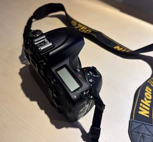 Original usado para cámara digital <span class=keywords><strong>Nikon</strong></span> <span class=keywords><strong>D750</strong></span> SLR de marco completo con pantalla inclinable de 3,20 "y compatibilidad con tarjeta SD - Product Image 3