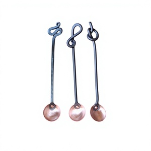 Ensemble de tasses à mesurer élégantes en cuivre, 4 pièces, en métal avec longues poignées, outils de cuisine, cuillère à mesurer durable - Product Image 1