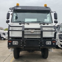Camion-citerne tout-terrain HOWO 6x6, 20000L, transport de carburant diesel, véhicule de ravitaillement dans le désert, transmission intégrale