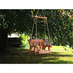 Mangeoire à oiseaux en forme de balançoire - Mangeoire Regency, mangeoires en bois pour accrocher à l'extérieur - Product Image 2