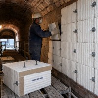 Module en fibre céramique anti-éclatement à structure stable, bloc d'isolation réfractaire pour revêtement de four à haute température