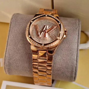 <span class=keywords><strong>Reloj</strong></span> <span class=keywords><strong>de</strong></span> Moda para <span class=keywords><strong>Mujer</strong></span> <span class=keywords><strong>de</strong></span> Acero Inoxidable con Cristales <span class=keywords><strong>de</strong></span> Cuarzo y Diamantes, con Logotipo Grande, Esfera <span class=keywords><strong>de</strong></span> Tres Agujas y Pantalla <span class=keywords><strong>de</strong></span> Indicadores - Product Image 3