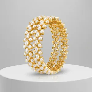 Ensemble de bracelets en perles indiennes Bhargavi pour femmes, vente en gros, plaqué or, bracelets Kundan pour mariée, bijoux de mariage indiens traditionnels - Product Image 1