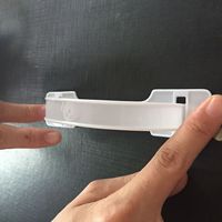 Poignée universelle en plastique pour emballage, vente en gros d'usine, poignée latérale pour carton, sangle de transport