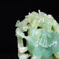 Sculpture d'intérieur Décoration de pièce Figurine d'animal en jade Xiuyan naturel Ornement Statues d'éléphant en jade Artisanat