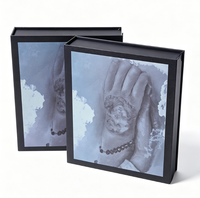 Boîte cadeau rigide magnétique personnalisée avec impression d'illustrations, papier noir mat