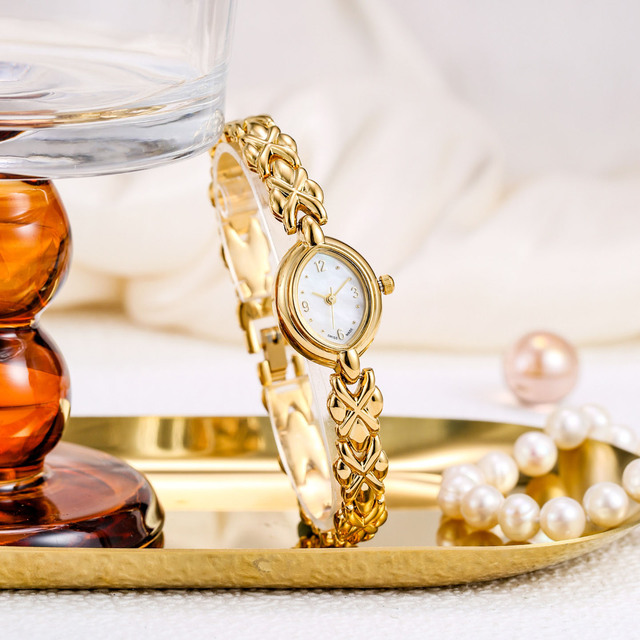 Vintage Women's Luxury Gold Wristwatch Natural Stone Slim Chain Waterproof Oval Shaped Ladies Quartz Watches Analog Dial Display