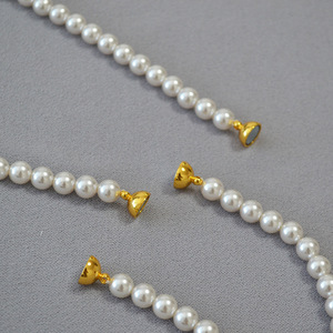 Elegante lujo oro imán hebilla 4mm/6mm/8mm/10mm blanco/gris círculo perlas gargantilla collar/pulseras - Product Image 3