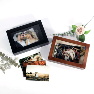 Caja <span class=keywords><strong>de</strong></span> Fotos <span class=keywords><strong>de</strong></span> Madera para Boda JUNJI, Caja Decorativa con Tapa para Guardar Recuerdos, Regalo Exquisito Grabado para Fotógrafo - Product Image 1