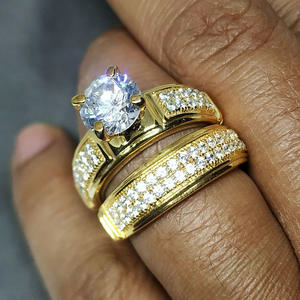 Conjunto de Joyería Fina Q199, Anillo de Diamantes en Oro Amarillo, Corte Brillante Redondo, Engaste en Canal, Unisex, Uso Diario - Product Image 5