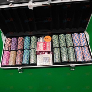 Fiches da <span class=keywords><strong>Poker</strong></span> Monte Carlo da 10g o 14g e 40mm in Clay a Tre Toni a Prezzo Conveniente con Basso MOQ, Logo e Ceramica Personalizzati - Product Image 4