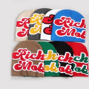 Nuevo Gorro de Punto Acrílico 100% de Alta Calidad, Gorros de Mujer con Tejido Jacquard en Toda la Superficie - Product Image 1