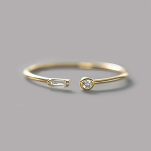 Anillo Abierto Ajustable Geométrico Delgado Minimalista para Mujer, Joyería Delicada para el Dedo - Product Image 1
