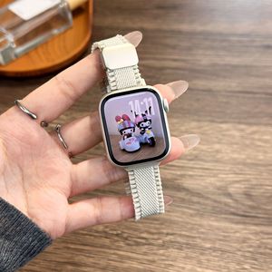 Cinturini per <span class=keywords><strong>Apple</strong></span> <span class=keywords><strong>Watch</strong></span> 10/9/S11/<span class=keywords><strong>Ultra</strong></span>, <span class=keywords><strong>cinturino</strong></span> sottile in nylon intrecciato con chiusura magnetica a scatto. - Product Image 3