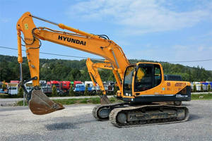 Mini-excavatrice Hyundai d'occasion MY10 avec moteur et pompe PLC - Équipement de construction à haute efficacité - Product Image 3