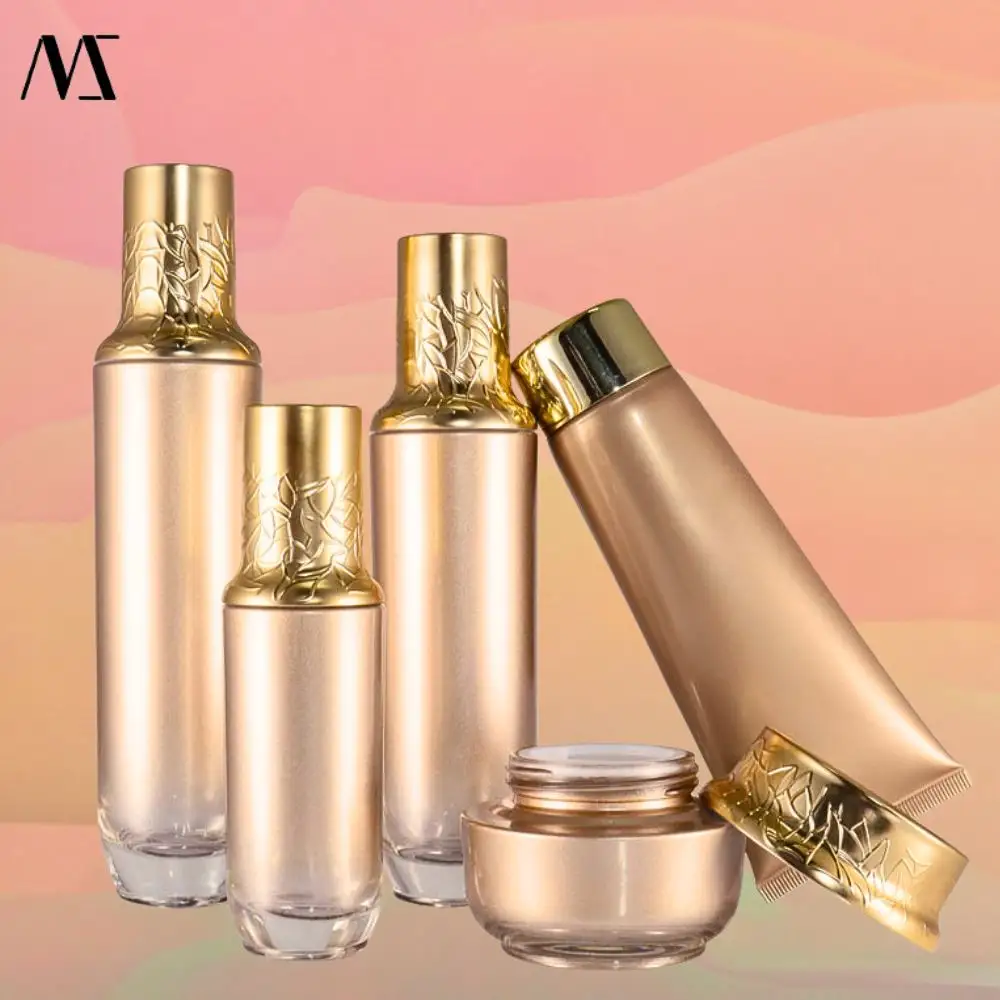 Luxury Skincare Glass Bottles Cosmetic Essential Oil Serum Packaging Set Lotion Spray Pump Glass Bottles