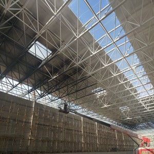 Large Span Prefabricated Space Truss Roof Warehouse, Column-Free Natural Skylight Space <b>Frame</b> Industrial Building for Logistics - Product Image 3