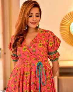 <b>Top</b> Quality Floral Printed <b>Orange</b> Anarkali Suits 2 Pcs Set at Wholesale Rate With Customization Available for Plus Size - Product Image 1